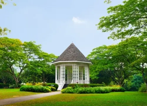 Singapore Signature Guided Tour (Chinatown & Botanic Garden) gallery
