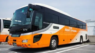 Tokyo Limousine Bus - Photo 2