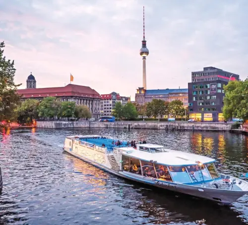 Berlin: Hop-On-Hop-Off Bus with Boat Cruise Option gallery