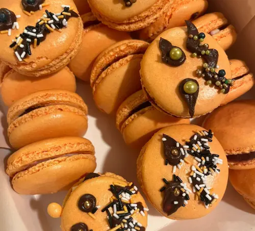 Paris: Macaron Baking Class for Families and Kids gallery