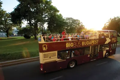Big Bus Budapest Hop-on, Hop-off Sightseeing Tour - Photo 2