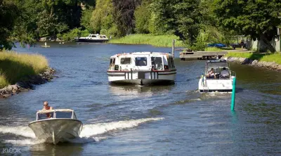 Stockholm Royal Canal Tour - Photo 4