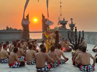 Kecak Fire Dance Karang Boma Cliff  Uluwatu - Photo 4