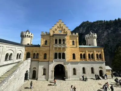 Neuschwanstein Castle Skip-the-Line Ticket with Audio Guide - Photo 3
