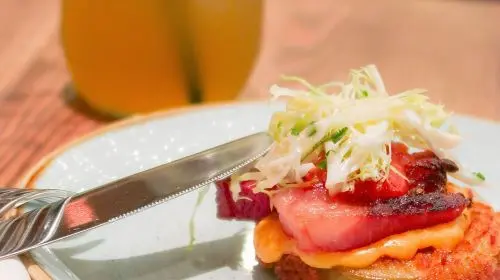 Las Vegas: The Strip's Celebrity Chefs Tour or Downtown Food Tour