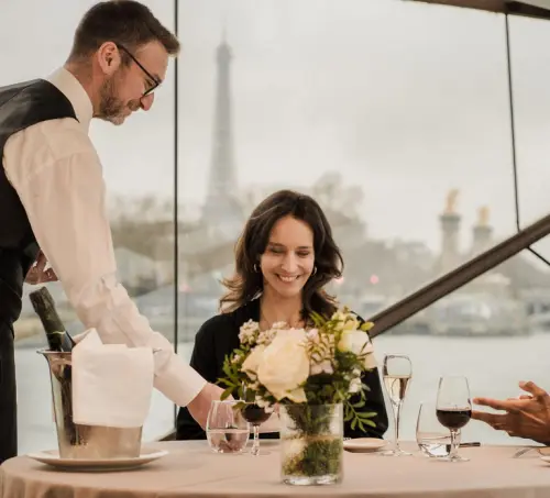 Paris: 4-Course Dinner Cruise on Seine River with Live Music gallery