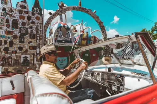 Private Classic American Car Tour of Havana gallery