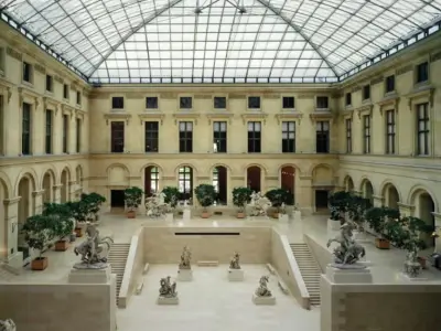 Paris: Priority Access Louvre with Host -Direct to Mona Lisa - Photo 3