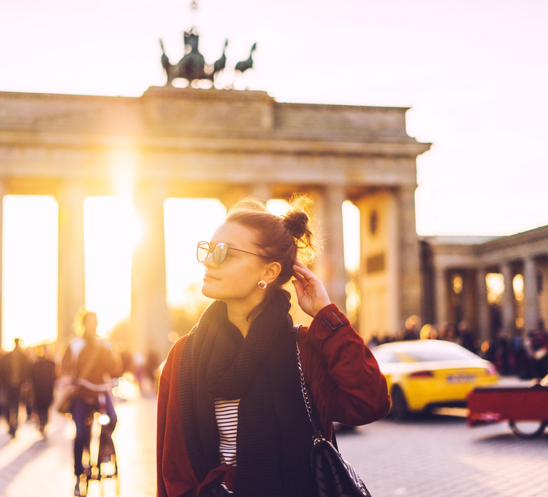 Berlin Essentials: Private Photoshoot at Berlin's top sites