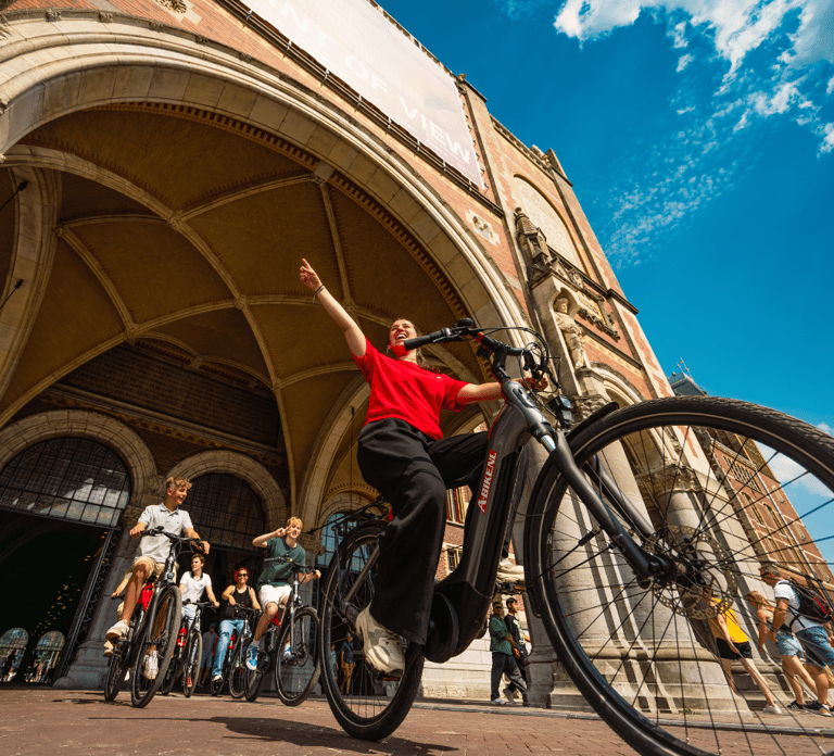 Amsterdam: E-Bike Sightseeing Tour