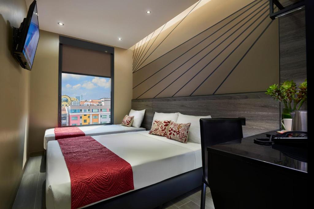 Singapore Stay Package - 2 TO GO (3 Days 2 Nights Hotel + SIC Singapore City Tour)
