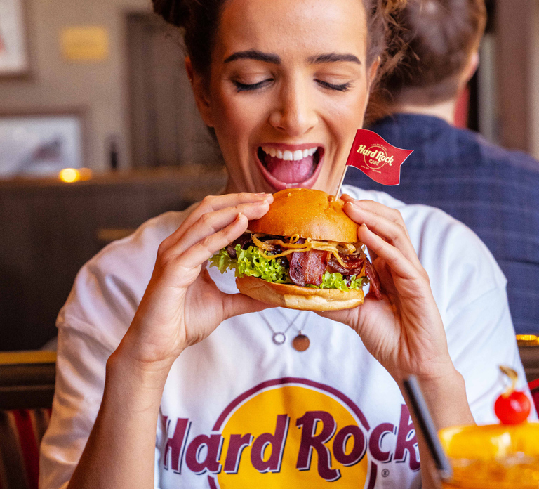 Amsterdam: Hard Rock Cafe Experience