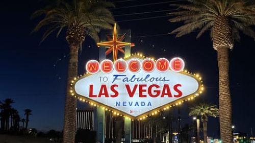 Luxurious Las Vegas Night Tour in a Mercedes Sprinter Limo Day Tours