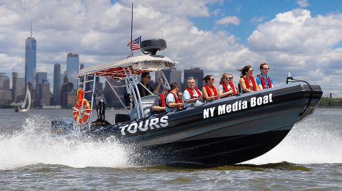Manhattan Adventure Sightseeing Boat Tour - from Chelsea Piers Day Tours