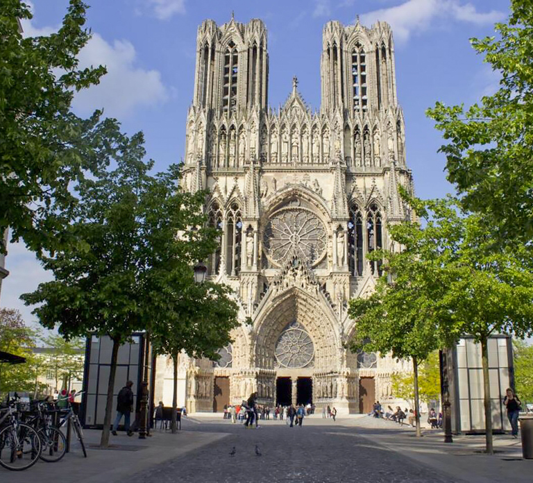Reims: Guided Tour of Cathedral of Notre Dame de Reims