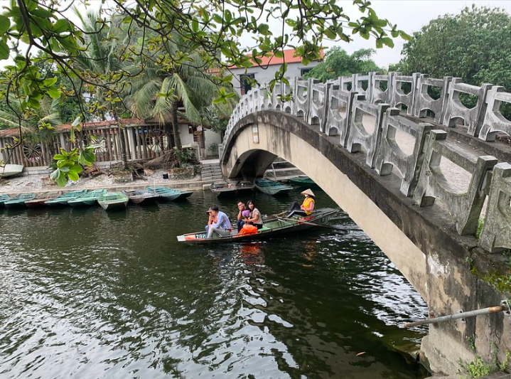 Ninh Binh - Join In Group Hoa Lu Hang Mua Hiking Tam Coc Boat And Eco Biking