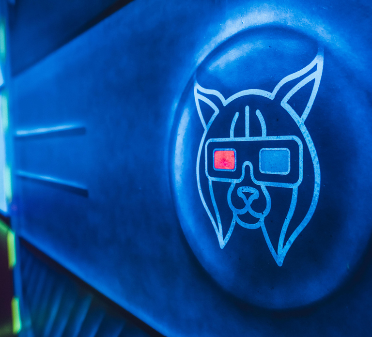 Dresden: 3D black light minigolf in the Barock Eventpark