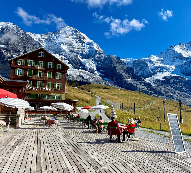 Jungfrau's Region Discovery Private Tour | From Bern