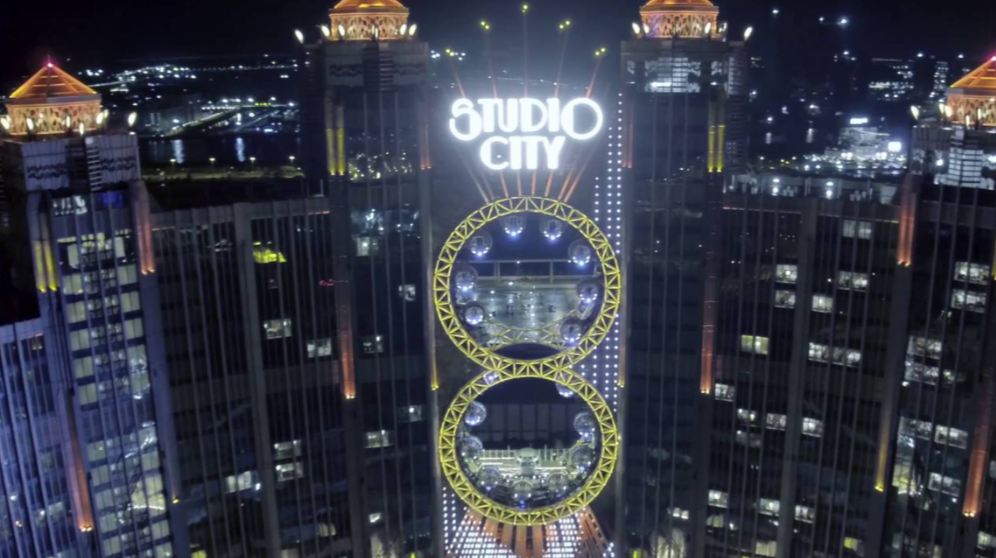 Studio City Macau Ferris Wheel Ticket – Figure-8 Golden Reel - HolidaySG