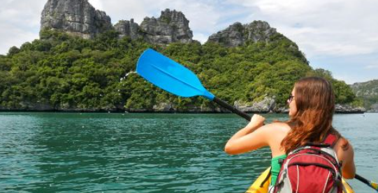 Vang Vieng 1-day tour [kayaking + Tham Jang underwater cave + Tham Jang cave + zipline + Blue Lagoon 3]