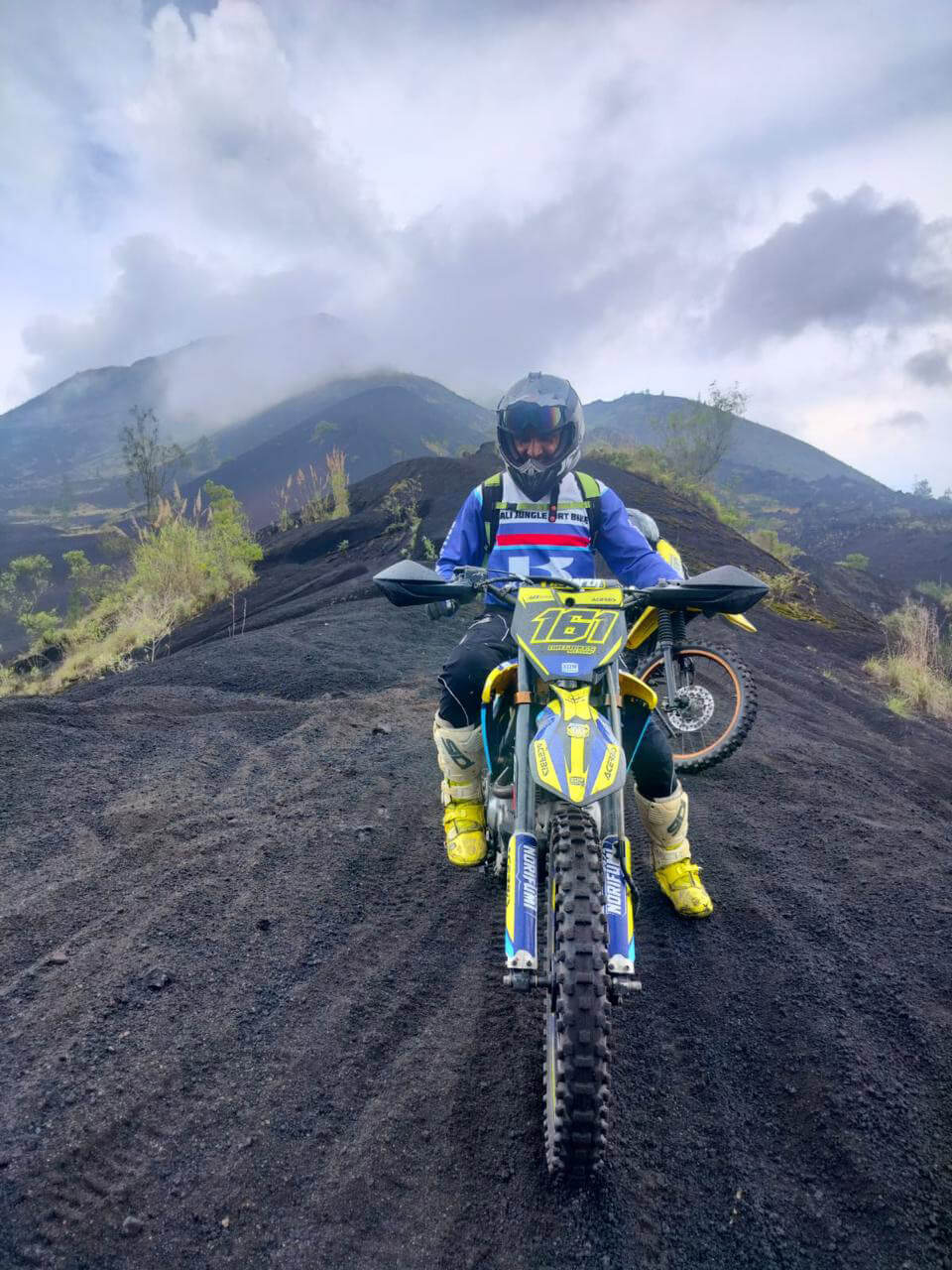 Black Lava Tour - HolidaySG