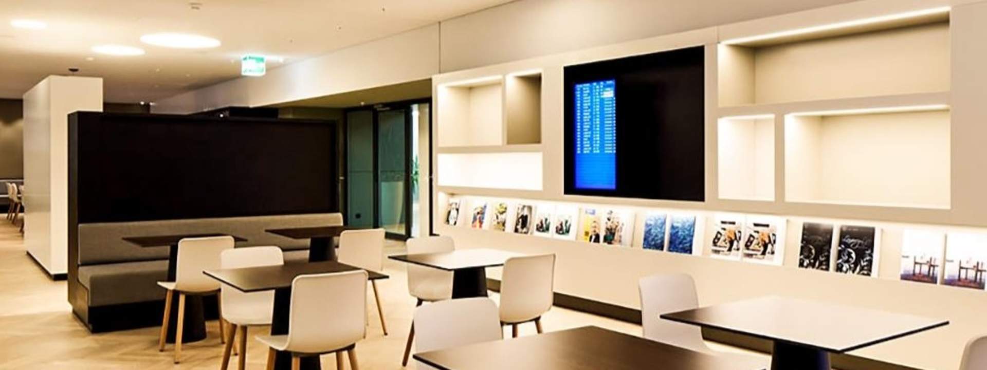 Zurich Airport (ZRH) Lounge Service - HolidaySG