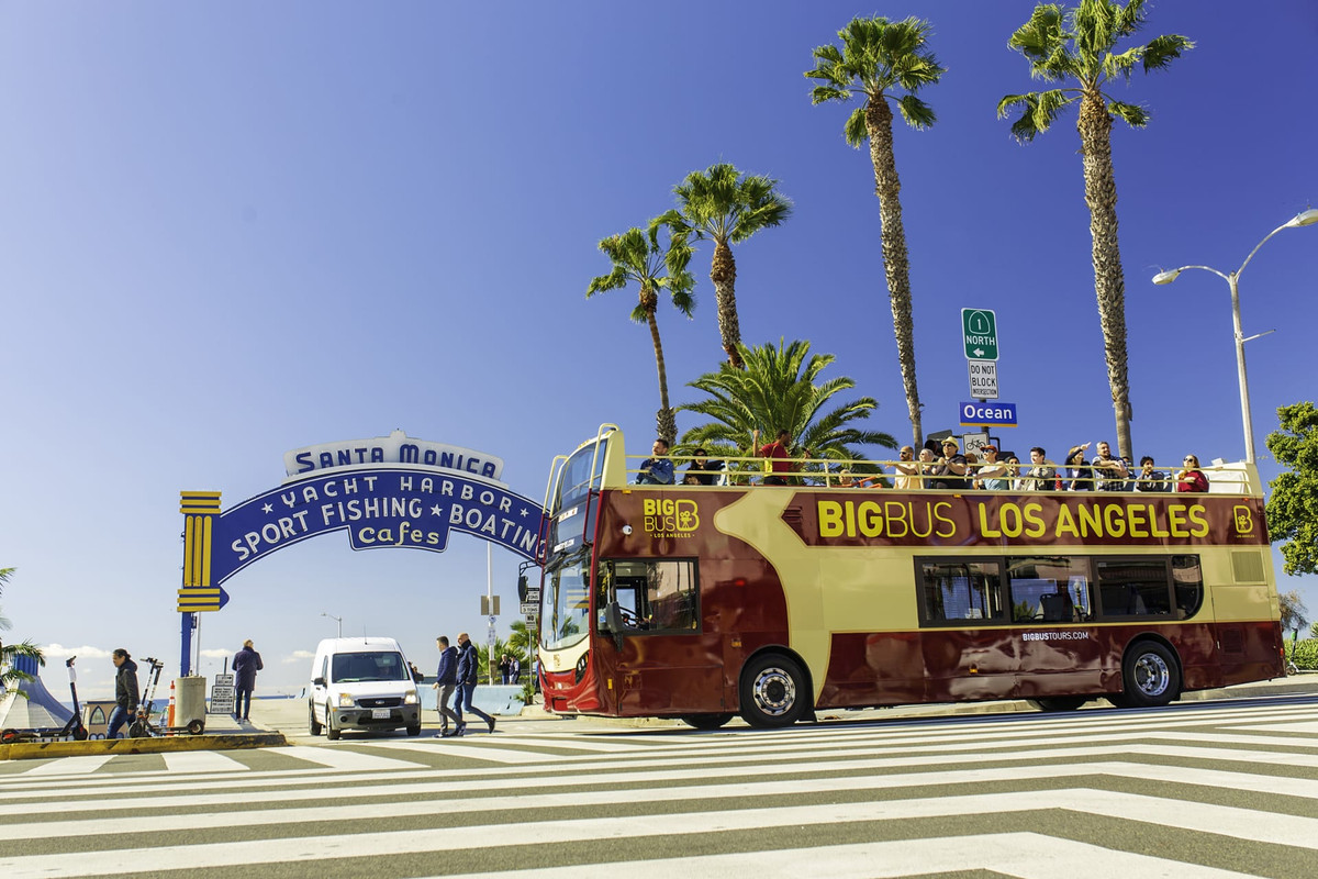 Big Bus Tours Los Angeles Hop-on, Hop-off Sightseeing Tour