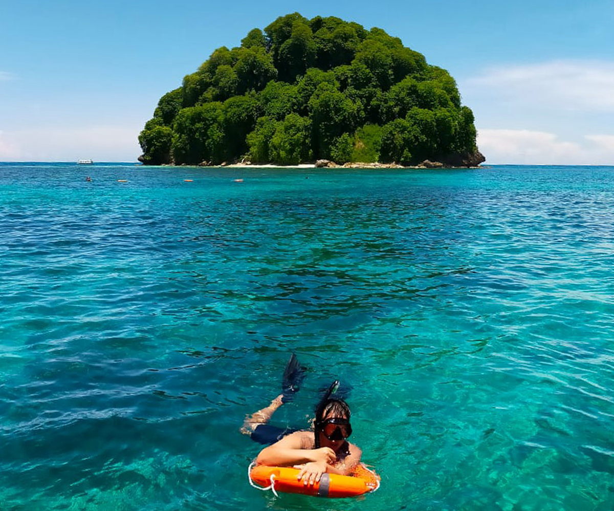 Mantanani Island Snorkeling Day Trip / Manta Combo Trip