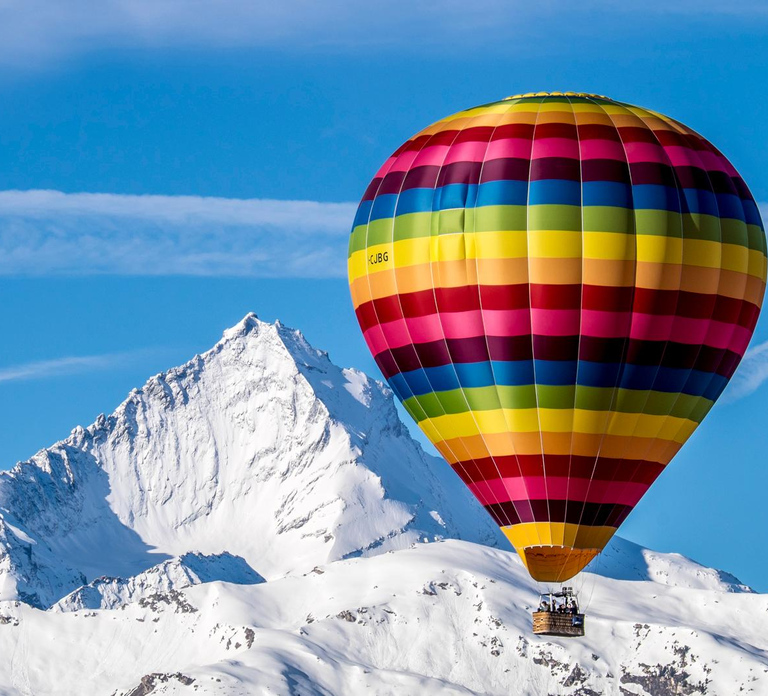 Aosta: hot air balloon flight with stunning views of the Alps