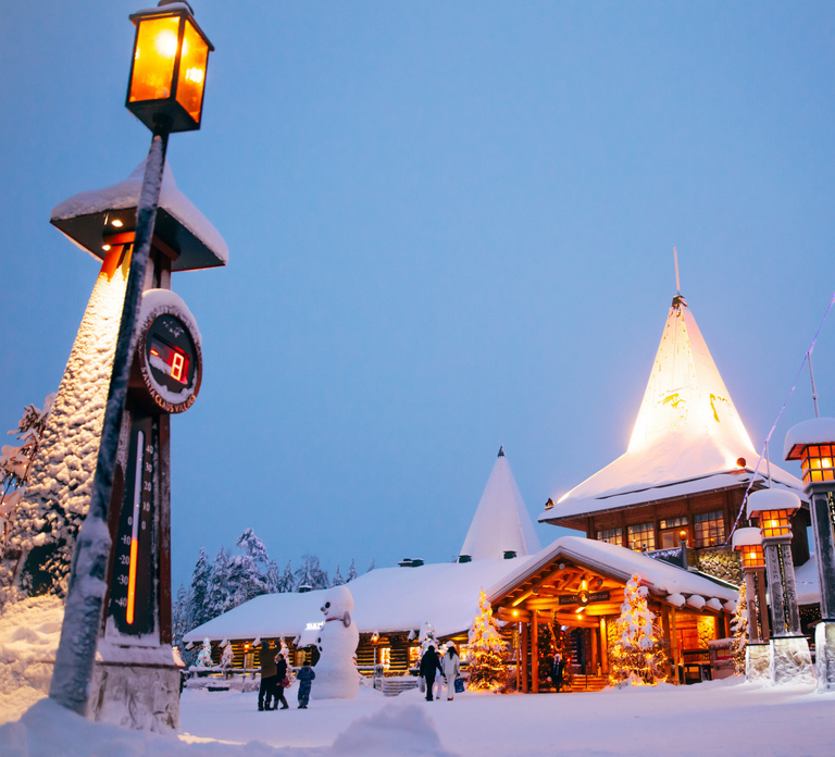 Rovaniemi: Santa’s Village & Snowmobiling to Reindeer Farm