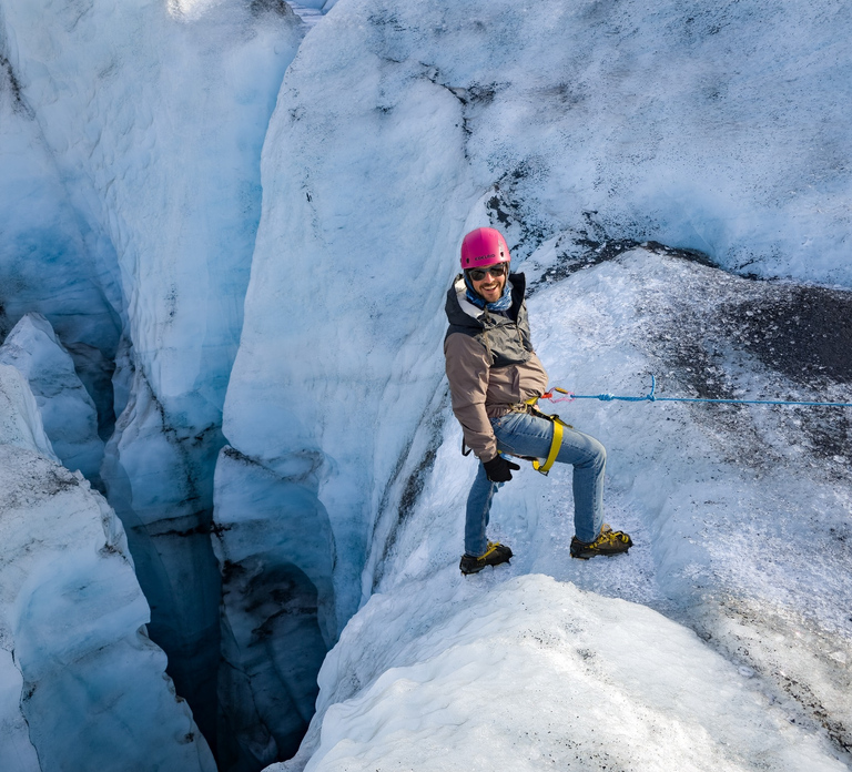 Sólheimajökull Glacier: Guided Hike with Equipment