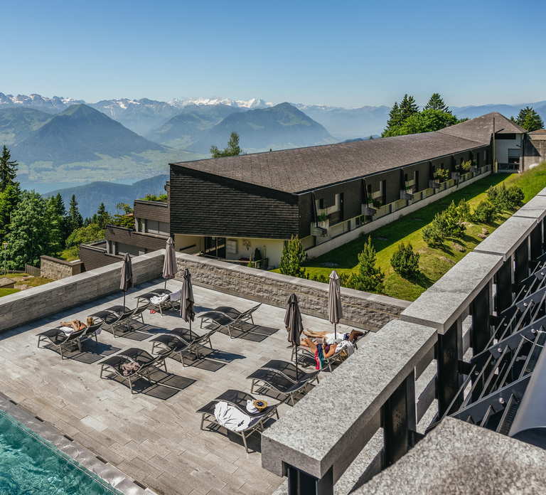Vitznau: Train Tickets and Rigi Mineral Baths Day Ticket