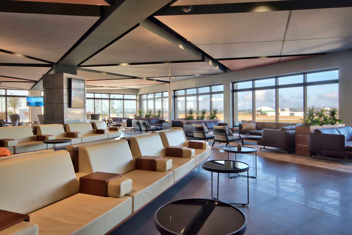 La Valette Club Malta International Airport - HolidaySG