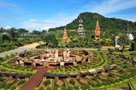 Nong Nooch Tropical Garden Pattaya [Foreigner]