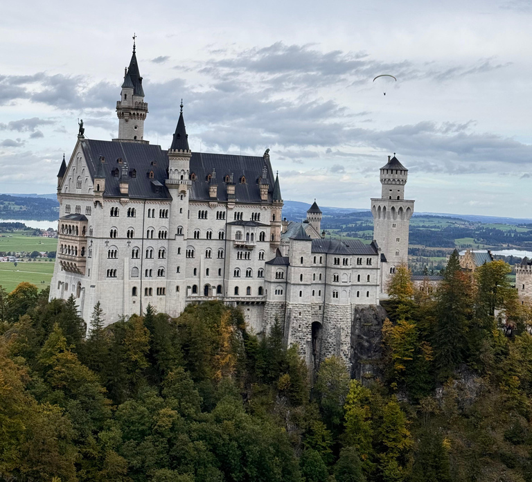Munich: Neuschwanstein Castle Tour & Pretzel Workshop