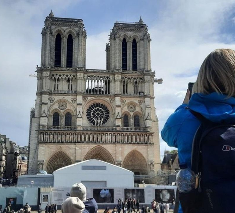 Paris: Small Group Interior Tour of Notre Dame Max 5 People