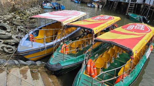 Shuttle boat from Tai O Tai Chung Bridge to Tai O Heritage Hotel Pier (private boat) Transport Passes - HolidaySG
