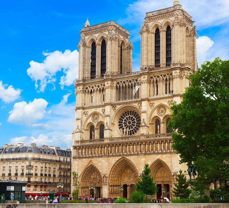 Paris: Notre-Dame Guided Tour with Multiple Entry Options