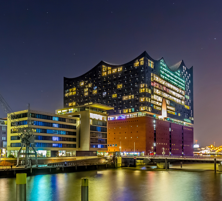 Hamburg: Elbphilharmonie Plaza Guided Tour