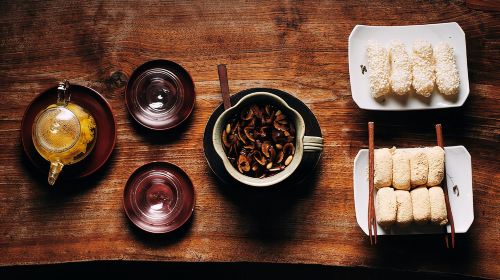 Downtown Seoul Guided Food & Market Tour with 8+ Local Tastings Day Tours