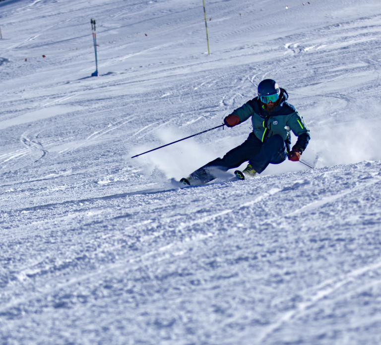 Zermatt: Private Ski Guide with Experienced Ski Instructor