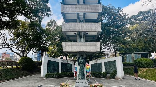 Hiroshima; Hiroshima Peace Memorial Museum and Castle Tour Day Tours