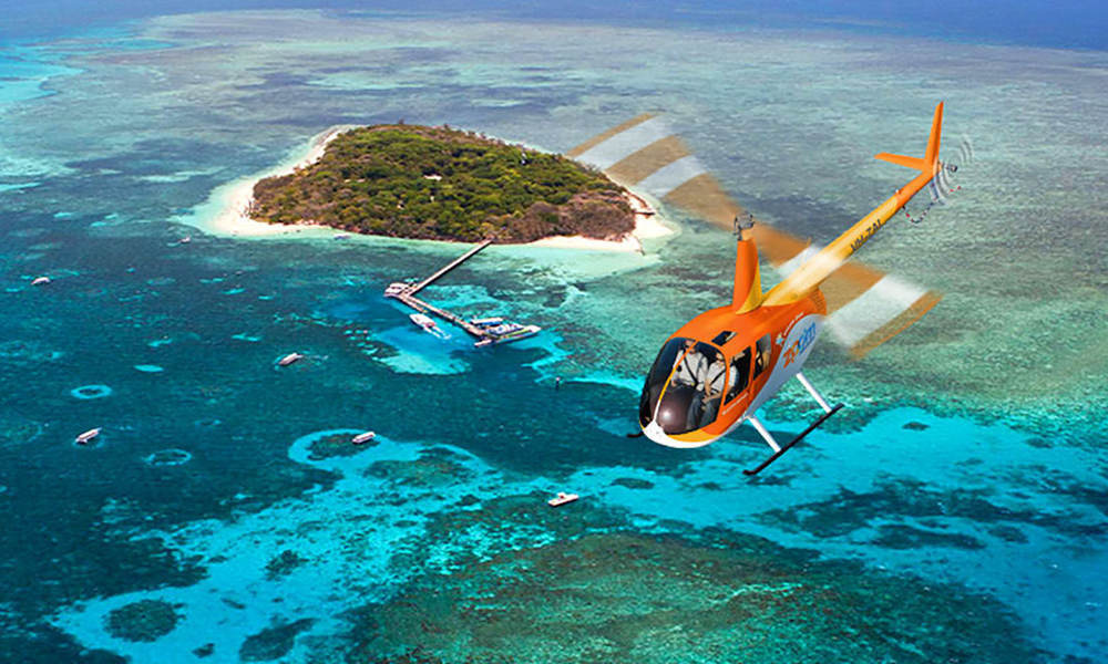 Inner Reef 30 Minute Scenic Flight - HolidaySG