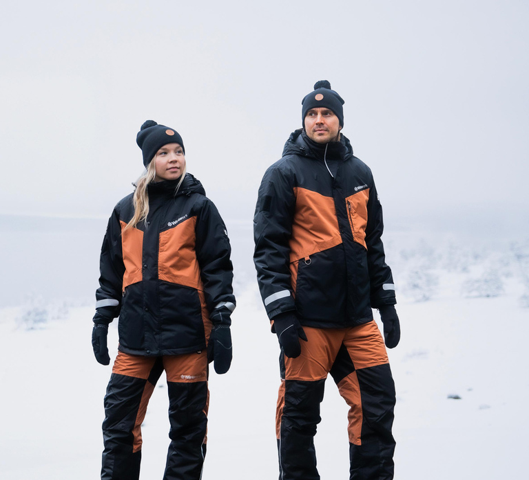 Rovaniemi: Rent Winter Clothing Sets