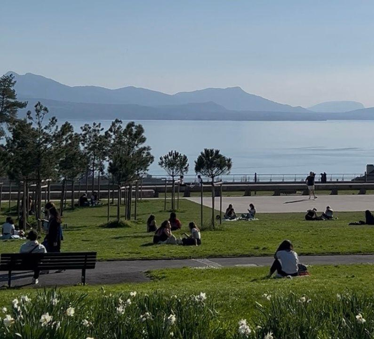 Guided Tour of Lausanne (2h)