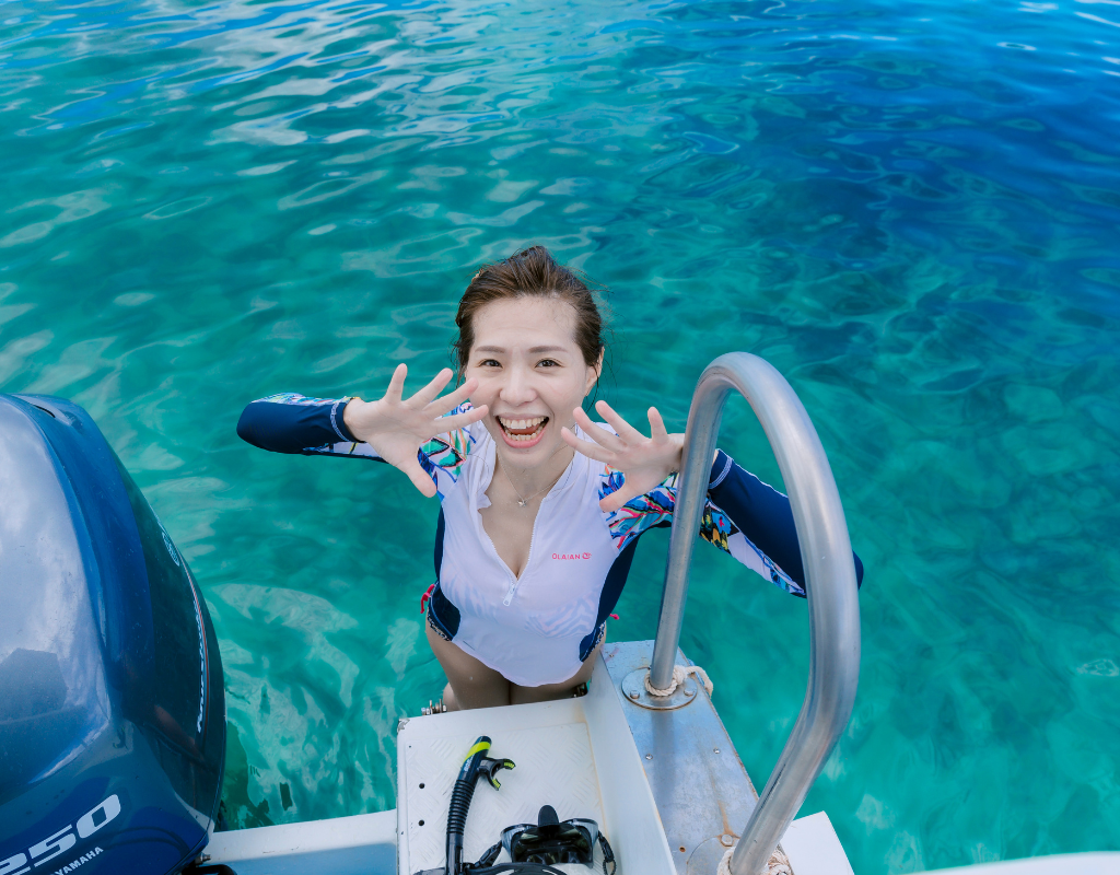Sea Tour by Speedboat to 4 Islands