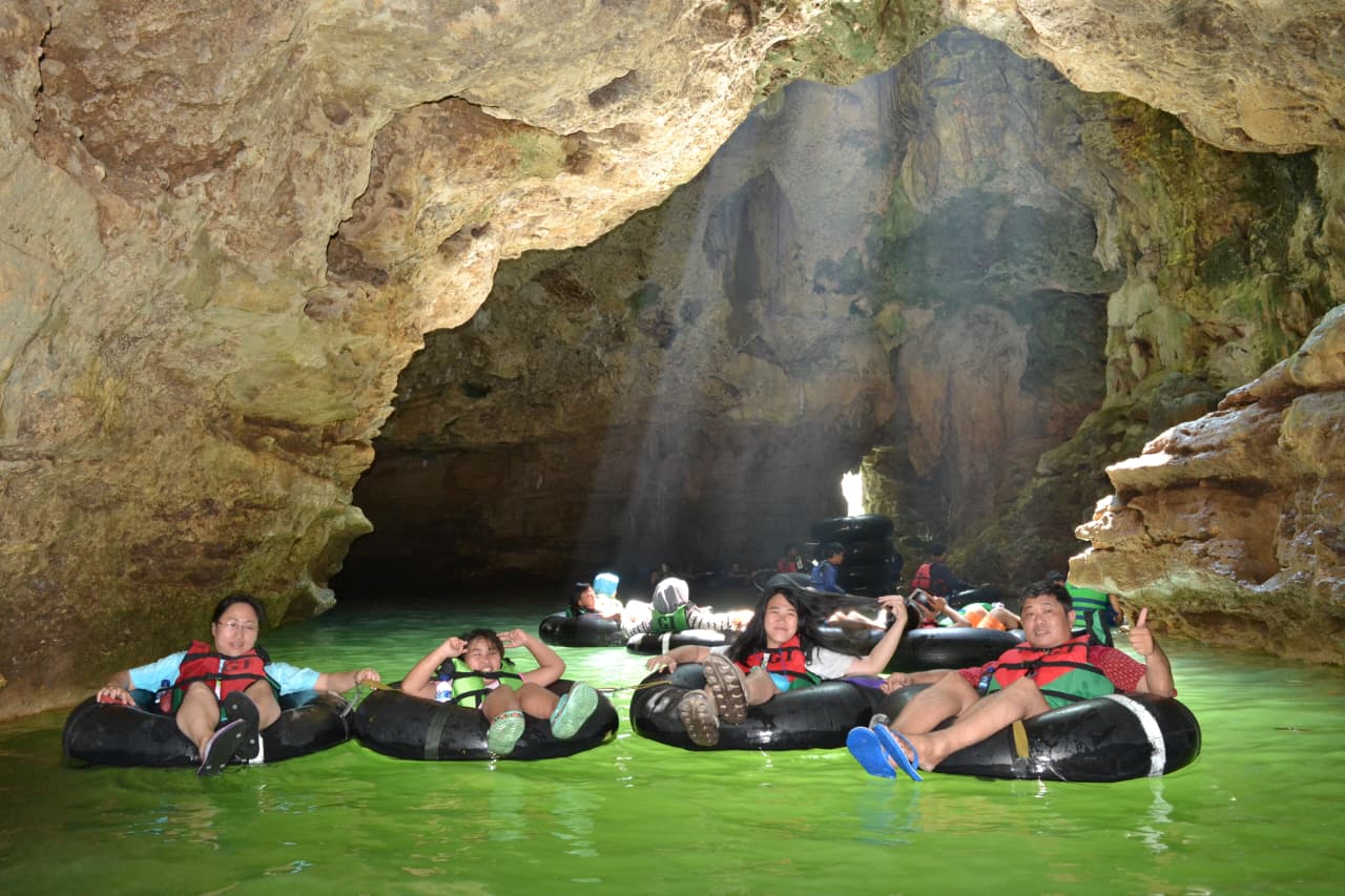River Tubing Goa Pindul - HolidaySG
