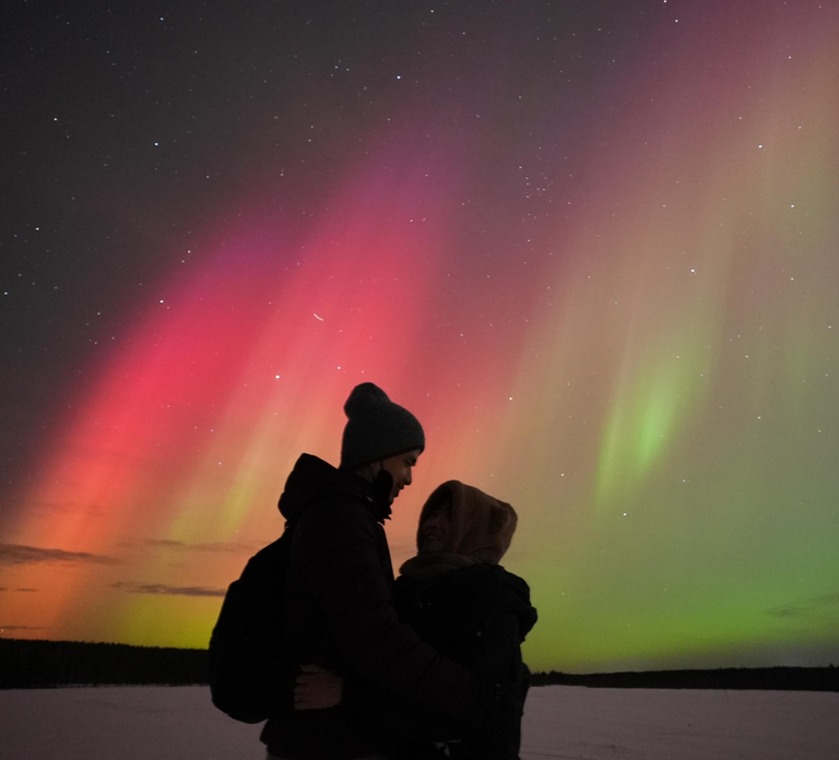 Rovaniemi: Guaranteed Aurora Hunting Tour with Photos&Videos