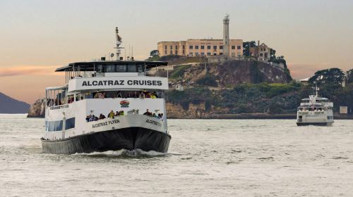 San Francisco: Alcatraz Island Entry + Guided City Tour