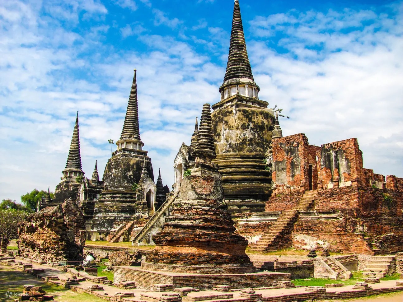 Ayutthaya Must Visit Temples Tour from Bangkok - HolidaySG